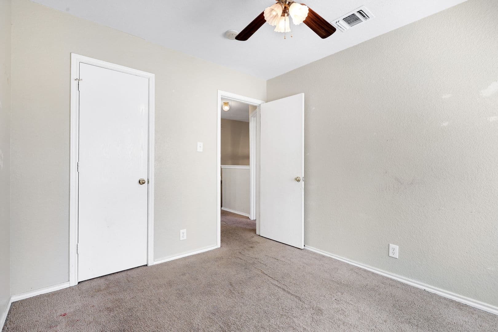 San Antonio House: 4159 St Charles Bay