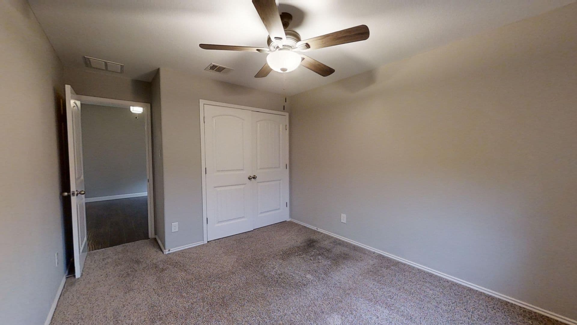 San Antonio House: 2915 Thunder Gulch