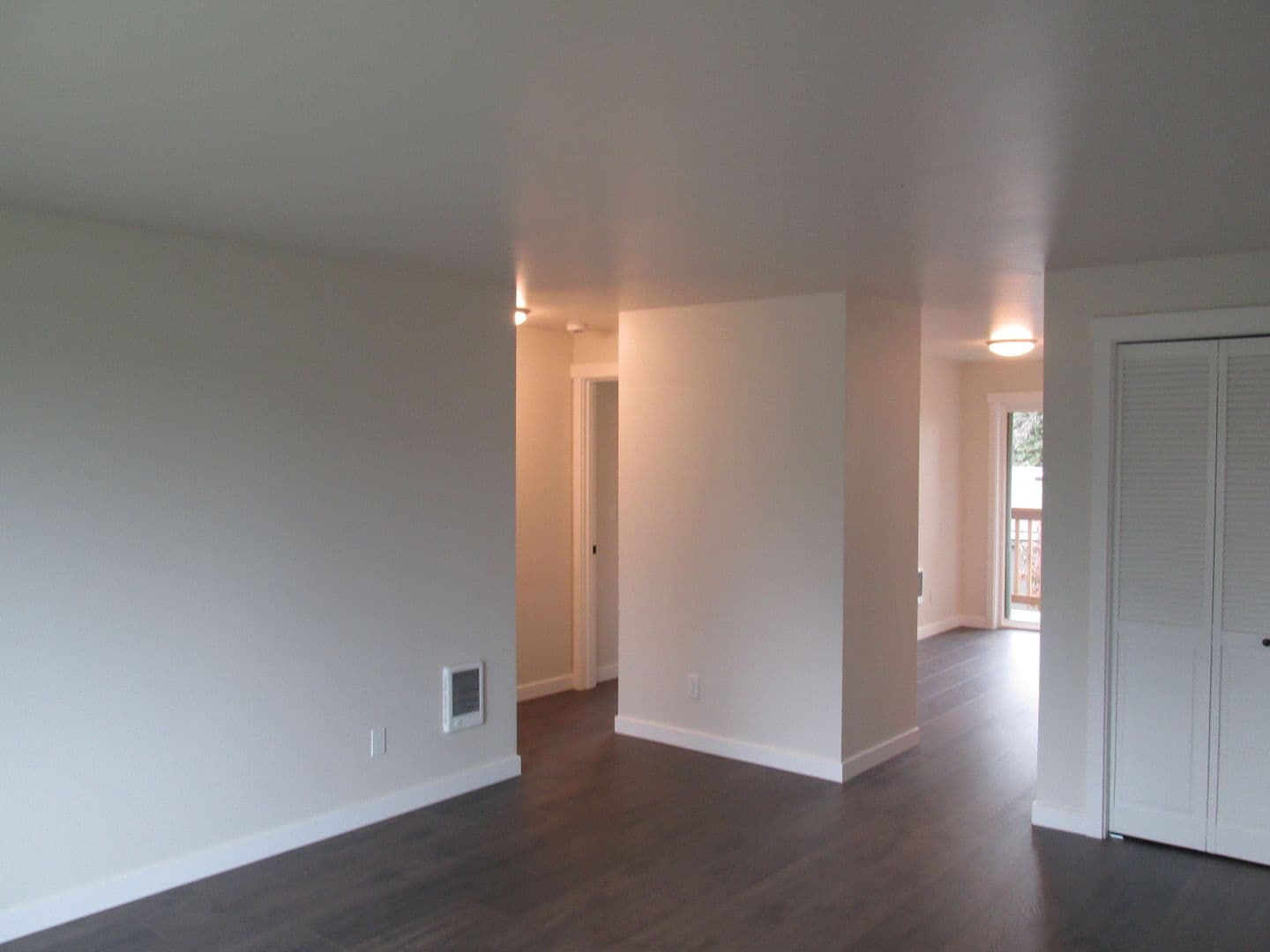 Burlington Apartment: 330 N. Pine Street