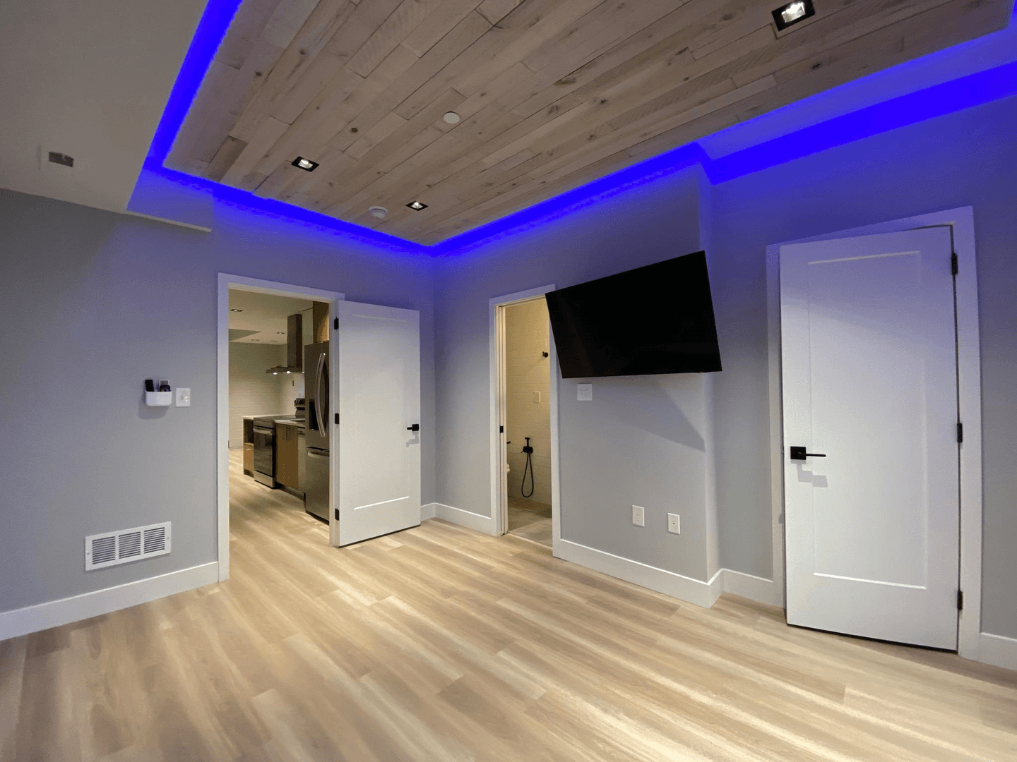 Philadelphia House: 1811 N WILLINGTON STREET