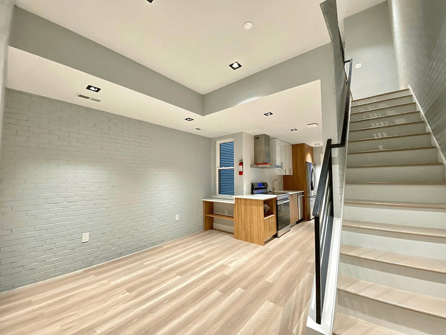 Philadelphia House: 1811 N WILLINGTON STREET