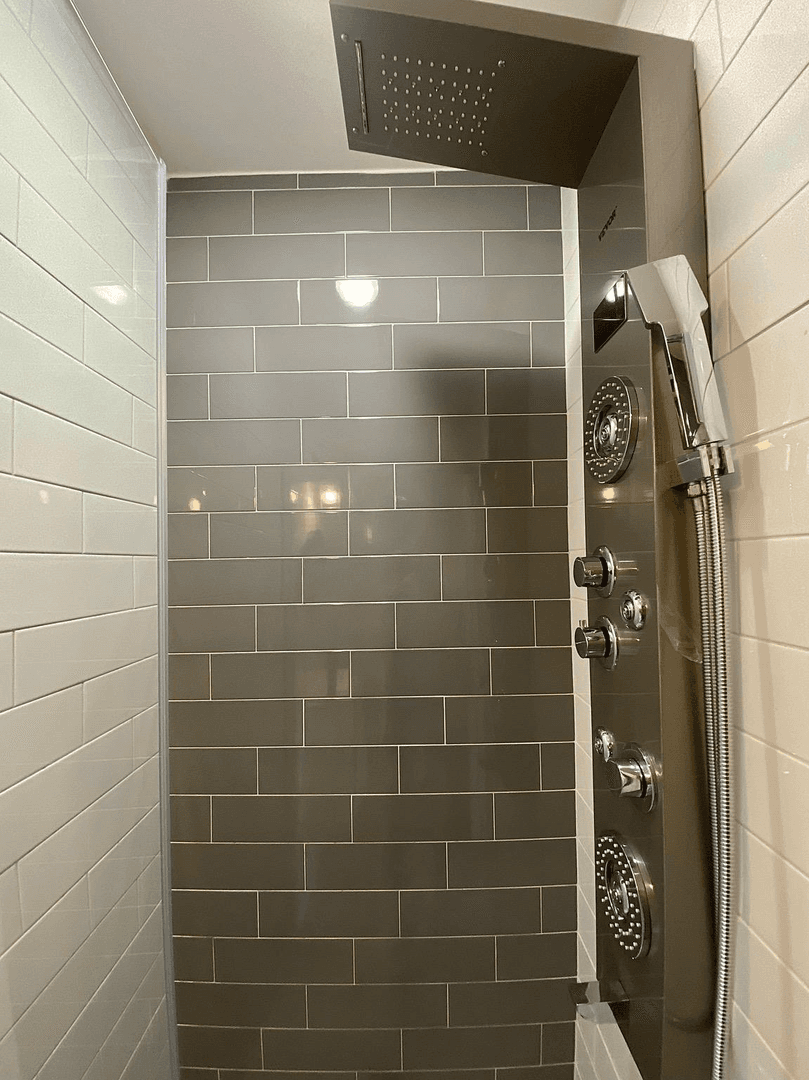 Philadelphia House: 1811 N WILLINGTON STREET