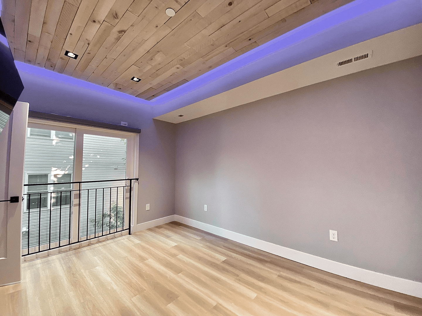 Philadelphia House: 1811 N WILLINGTON STREET