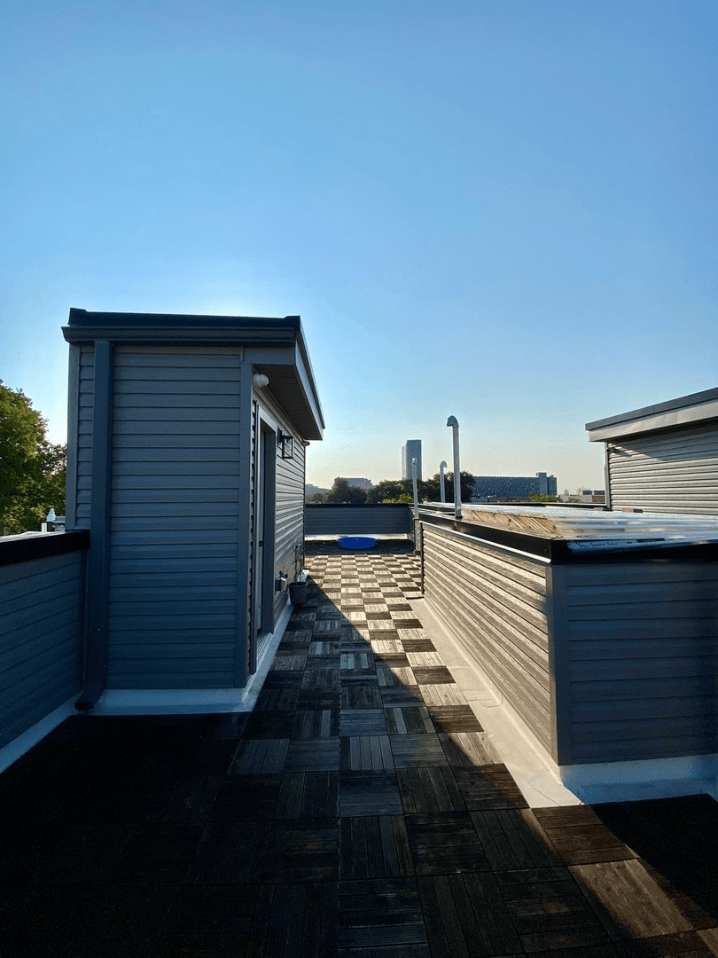 Philadelphia House: 1811 N WILLINGTON STREET