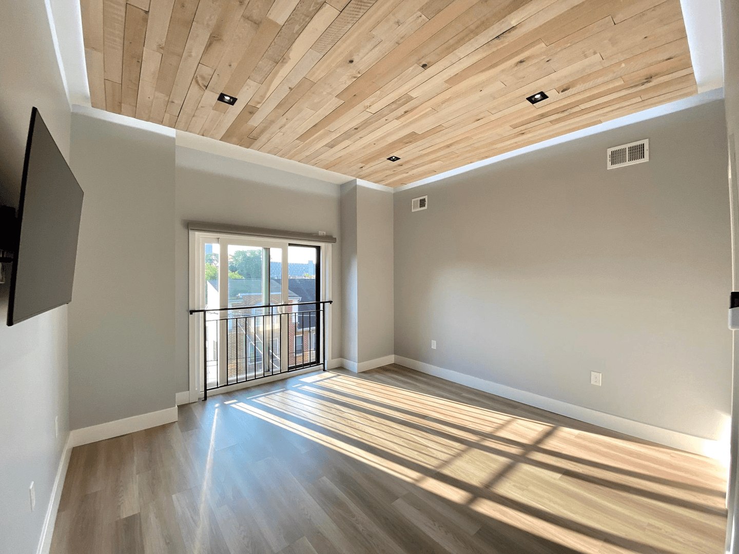 Philadelphia House: 1811 N WILLINGTON STREET