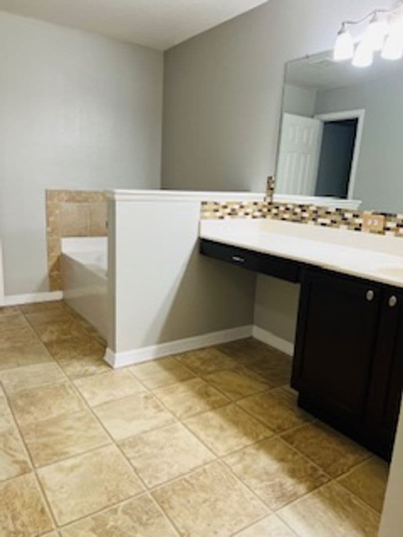 Land O Lakes House: 17010 Torvest Court