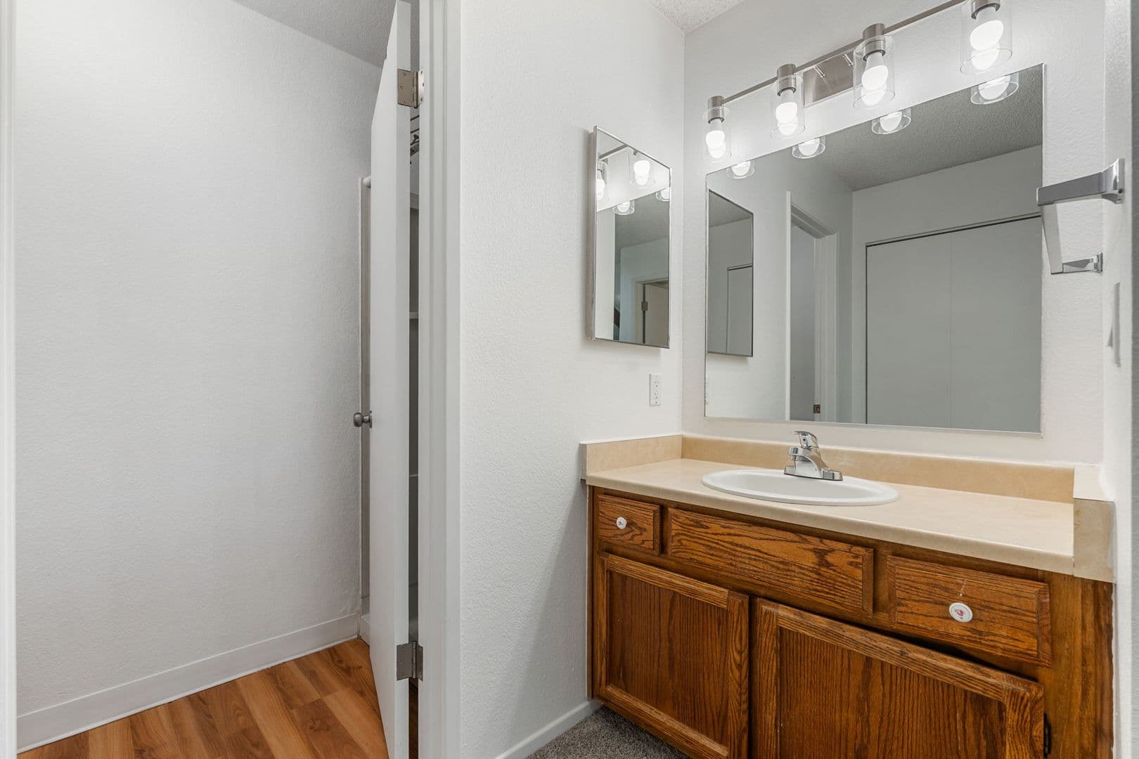 Reno Townhome: 1465 E Peckham Ln #6