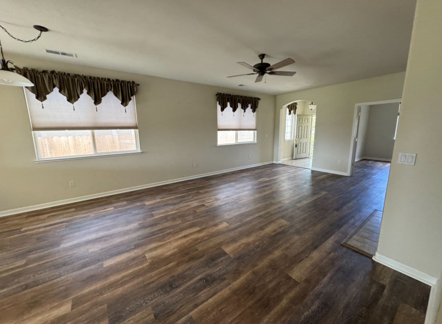 Dayton House: 395 Royal Troon Drive