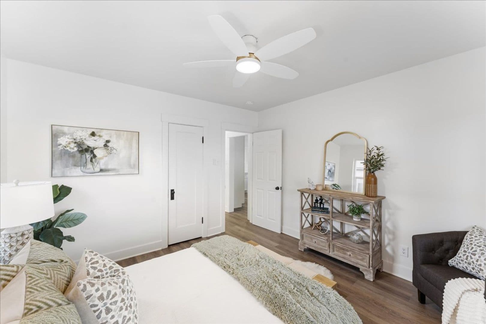 Reno Apartment: 315 Crampton Street