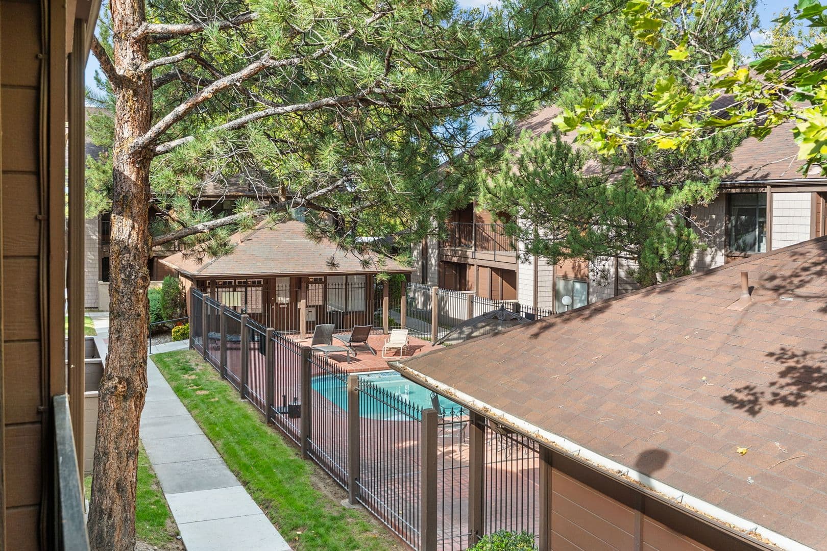 Reno Townhome: 1465 E Peckham Ln #6