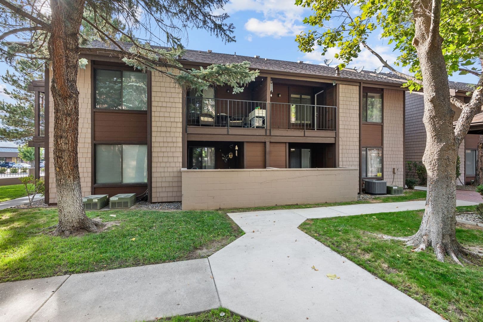 Reno Townhome: 1465 E Peckham Ln #6