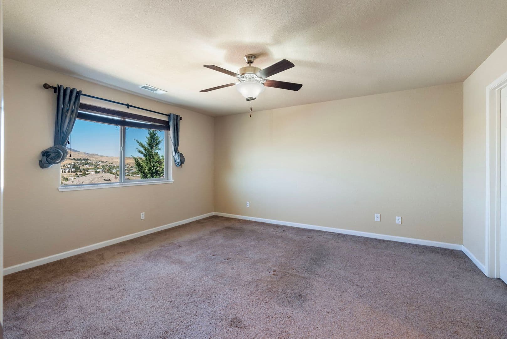Reno House: 3663 Hollywood Park Dr