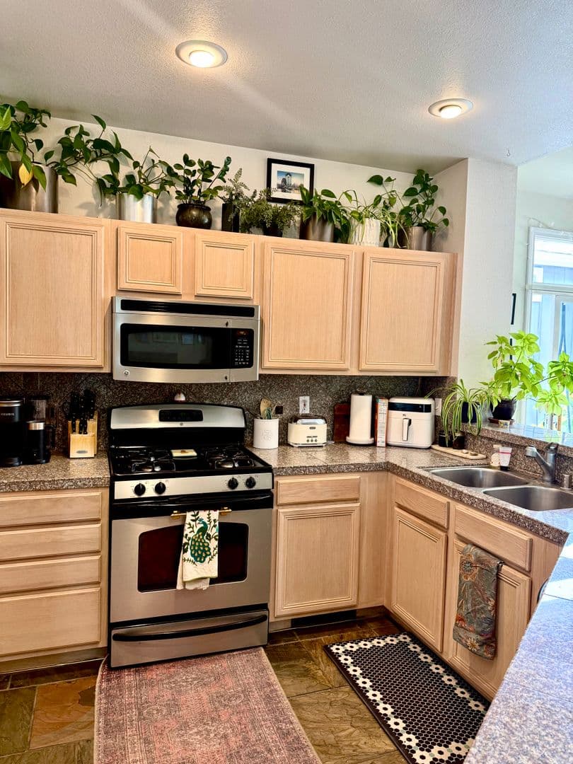 Reno House: 4774 Cedarhill Lane