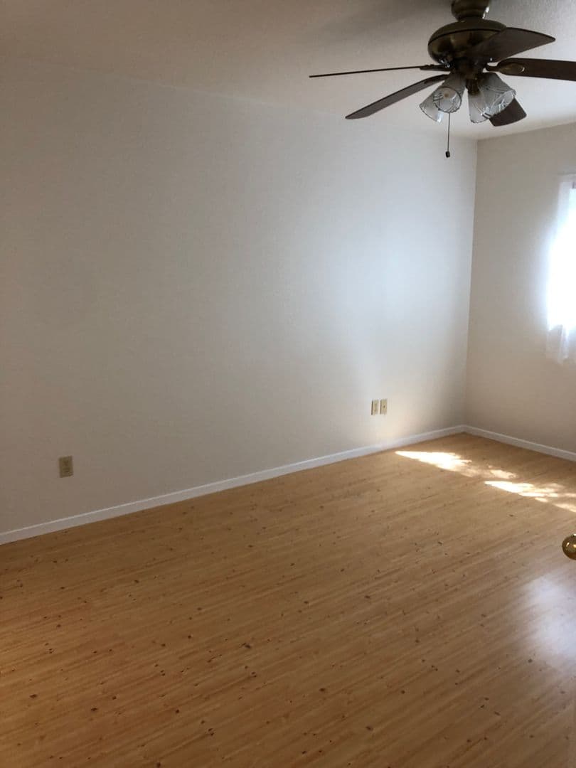 Yerington House: 204 N Whitacre Unit B