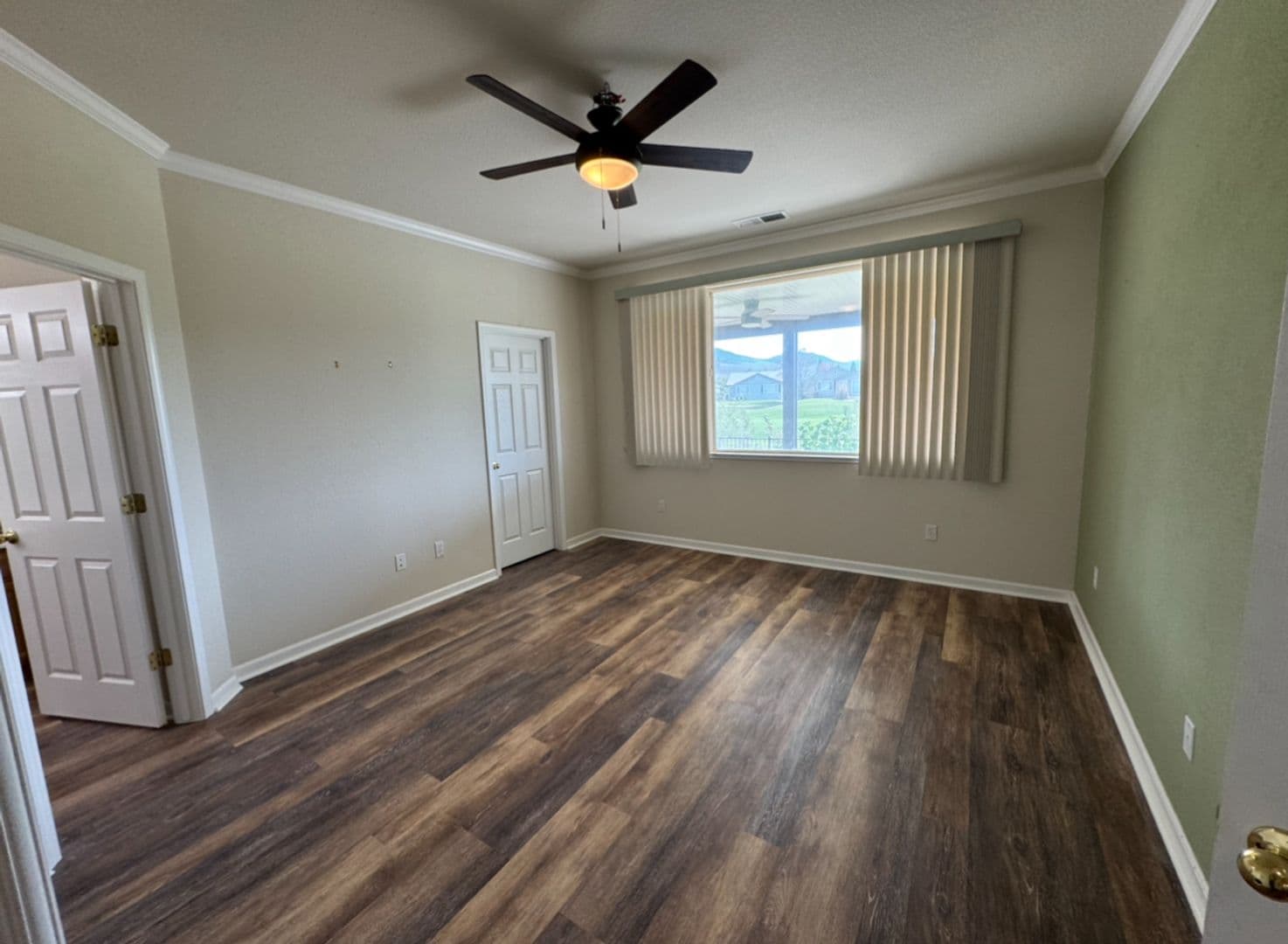 Dayton House: 395 Royal Troon Drive