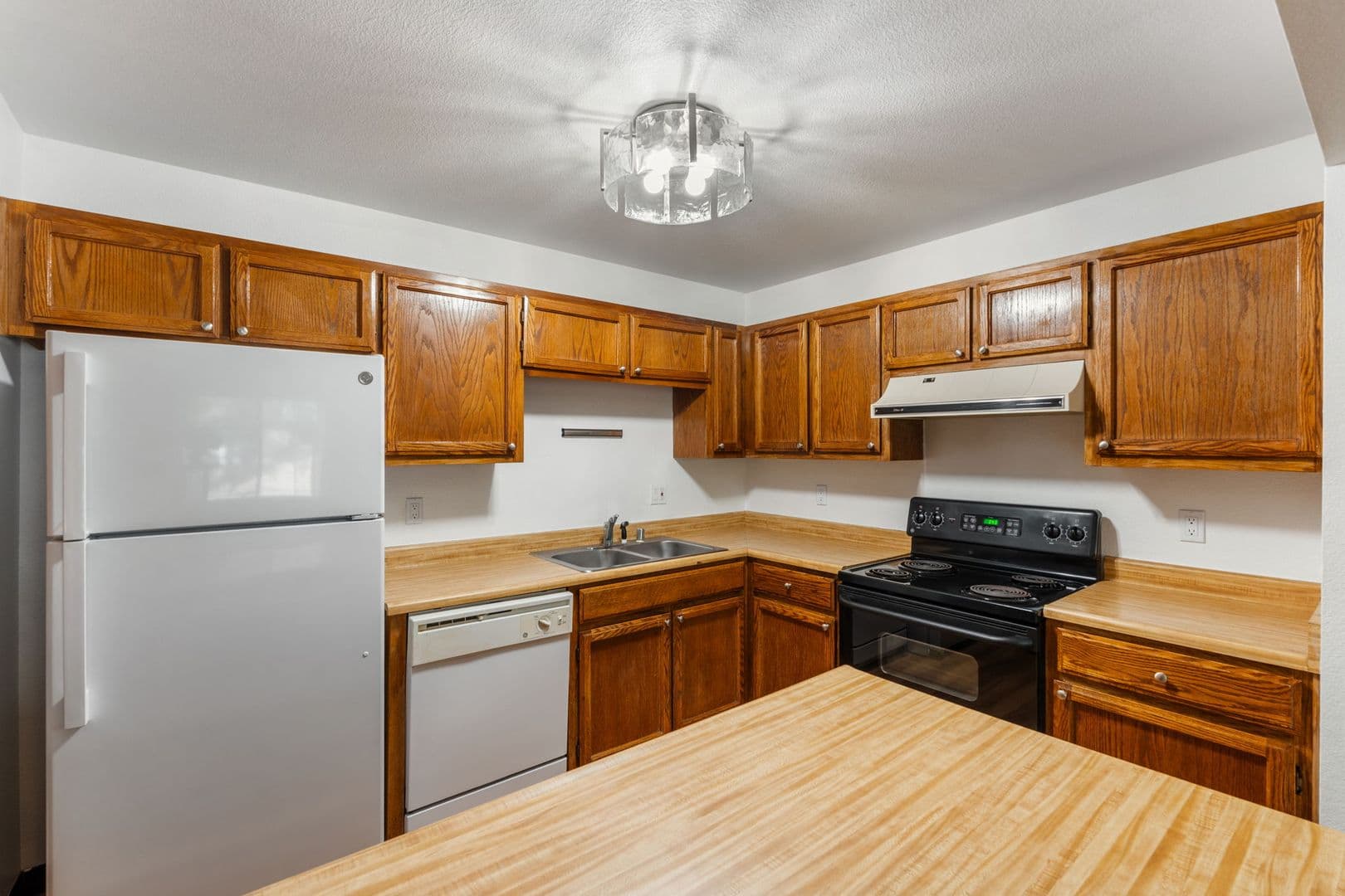 Reno Townhome: 1465 E Peckham Ln #6
