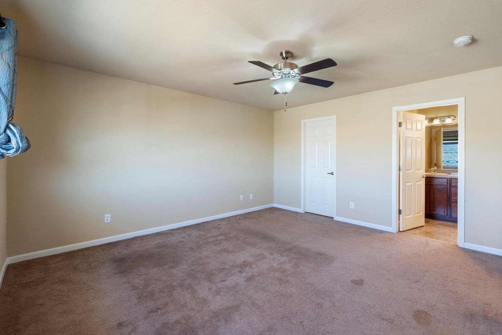 Reno House: 3663 Hollywood Park Dr