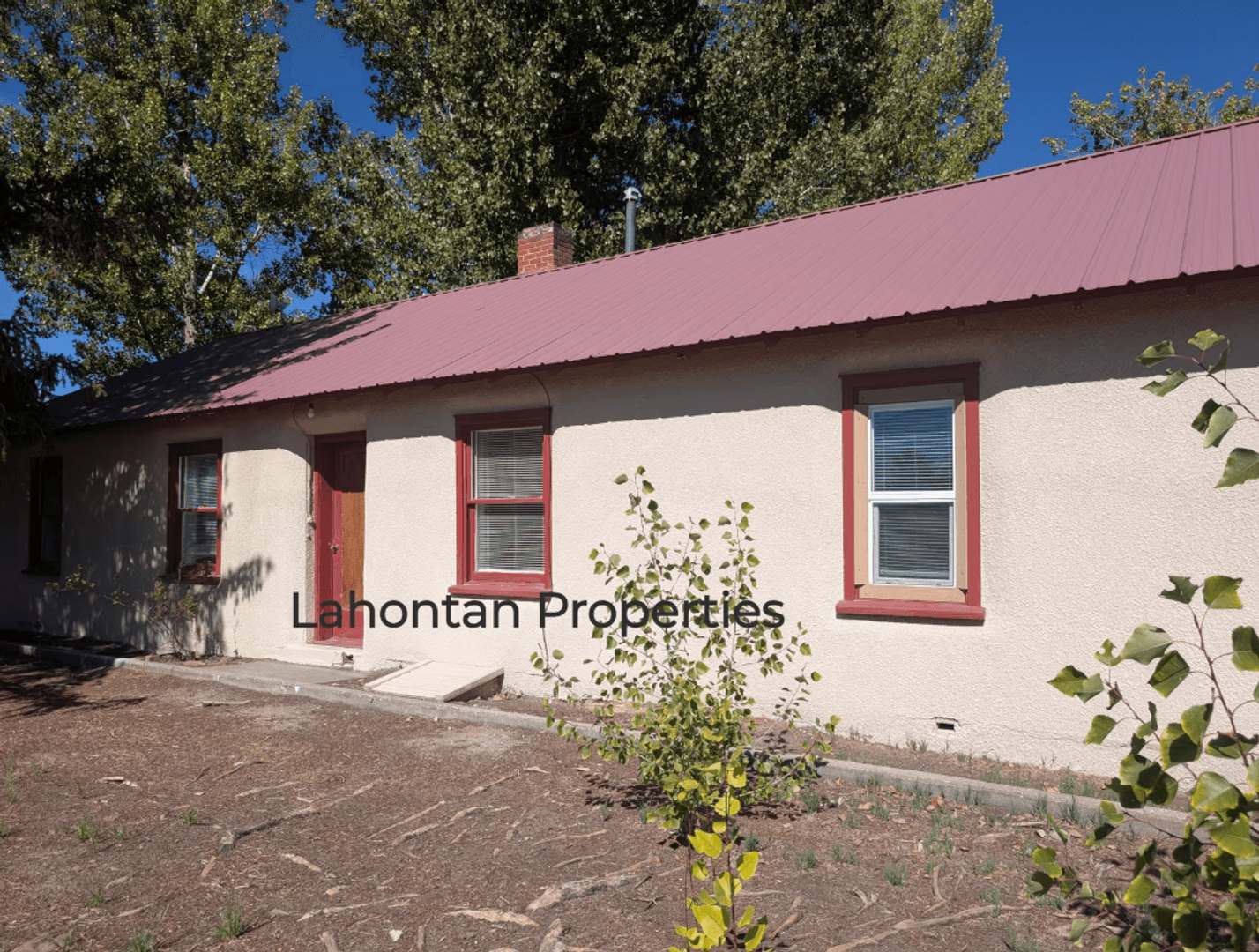 Mason Valley House: 00 E Hwy 95A