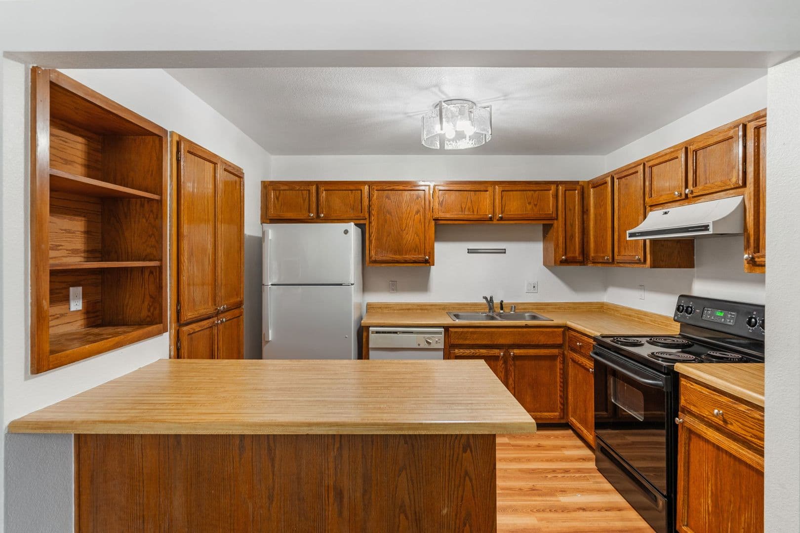 Reno Townhome: 1465 E Peckham Ln #6