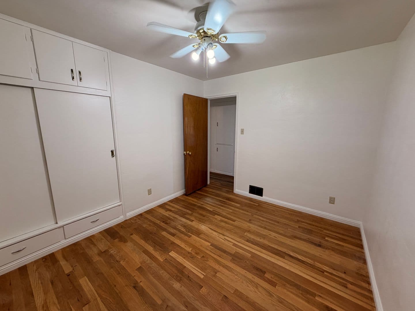 Reno House: 751 Balzar Circle