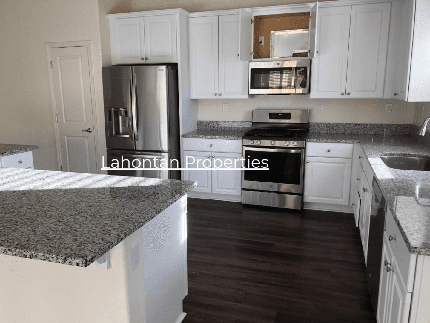 Dayton House: 286 Redwall Court