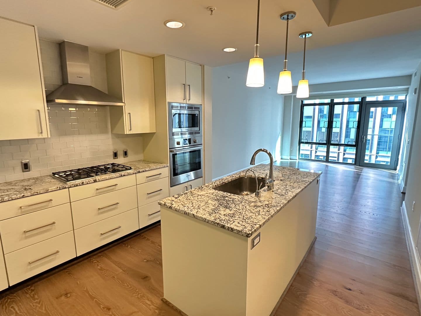 Bethesda Condo: 7171 Woodmont Ave #606-A