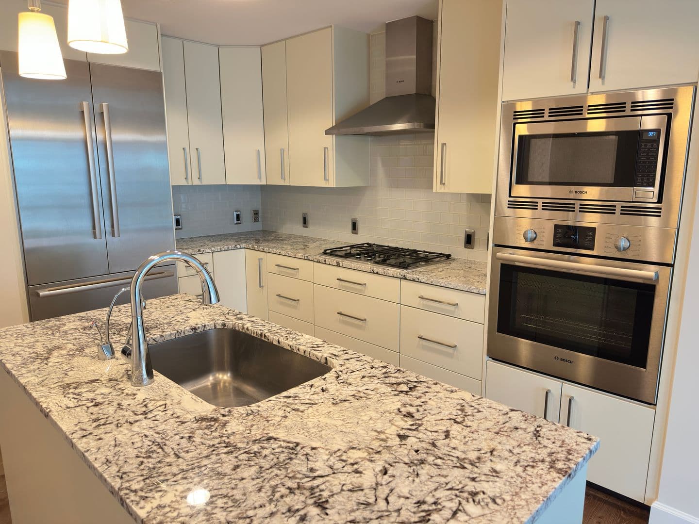 Bethesda Condo: 7171 Woodmont Ave #606-A