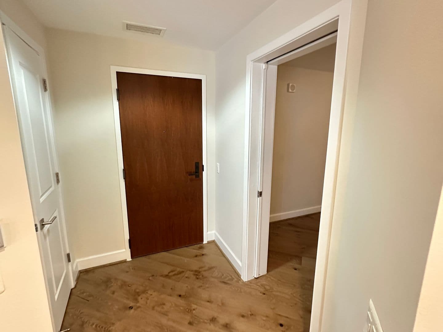 Bethesda Condo: 7171 Woodmont Ave #606-A