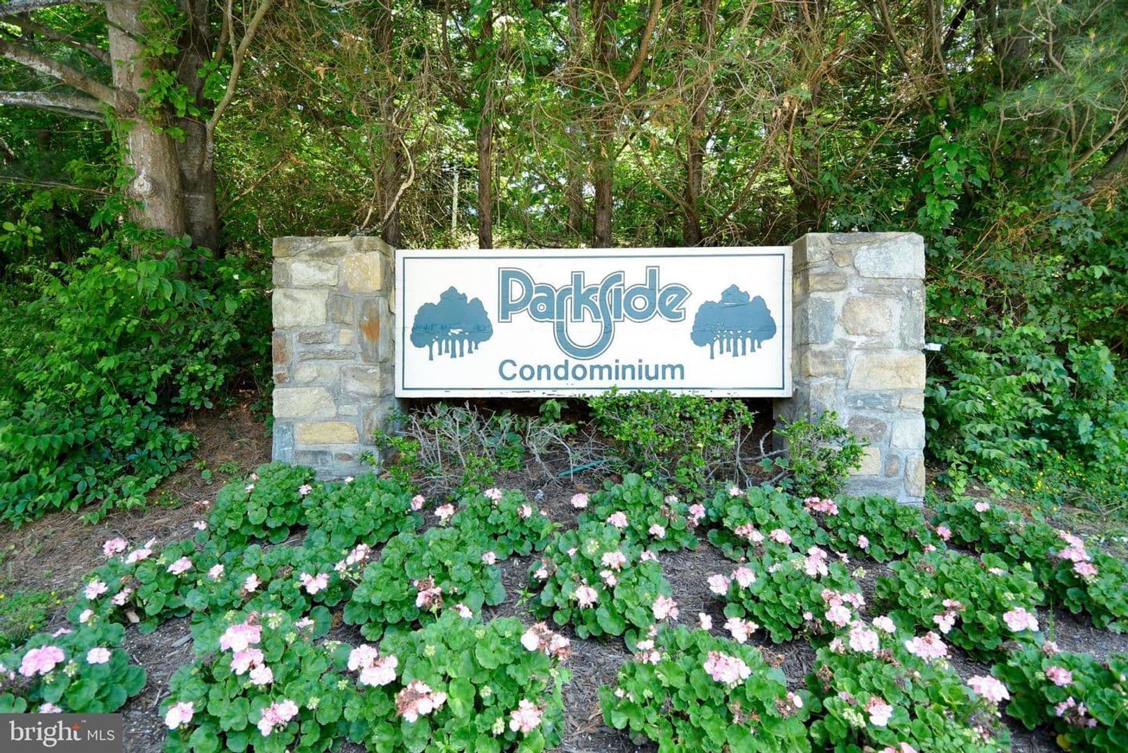 Bethesda Condo: 10506 Weymouth St #204