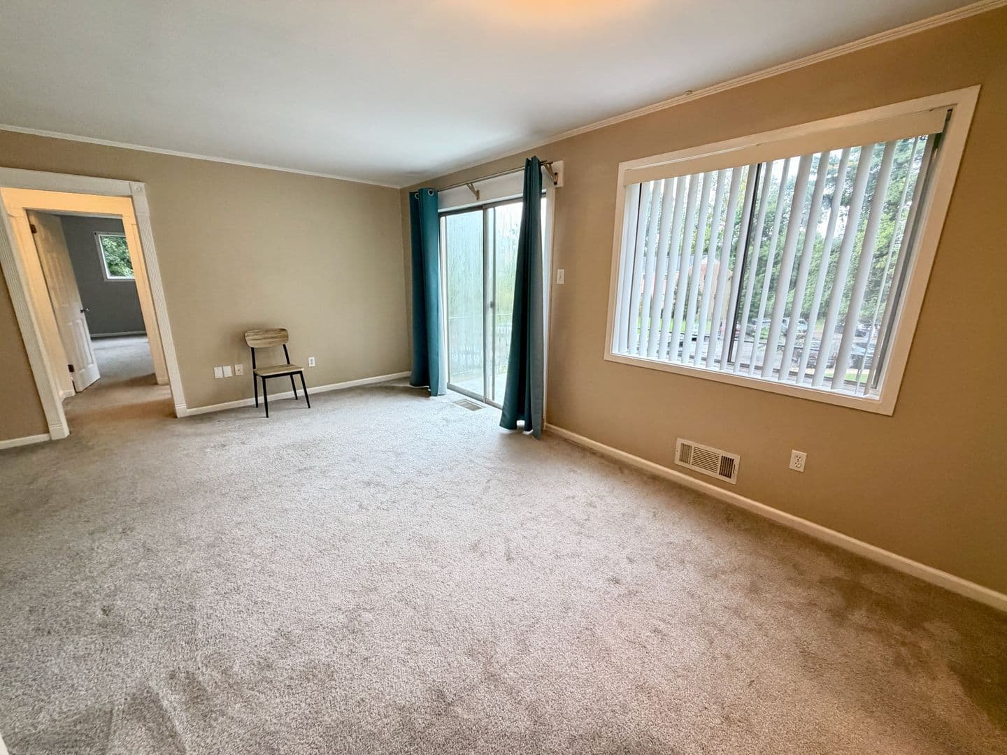 Bethesda Condo: 10506 Weymouth St #204