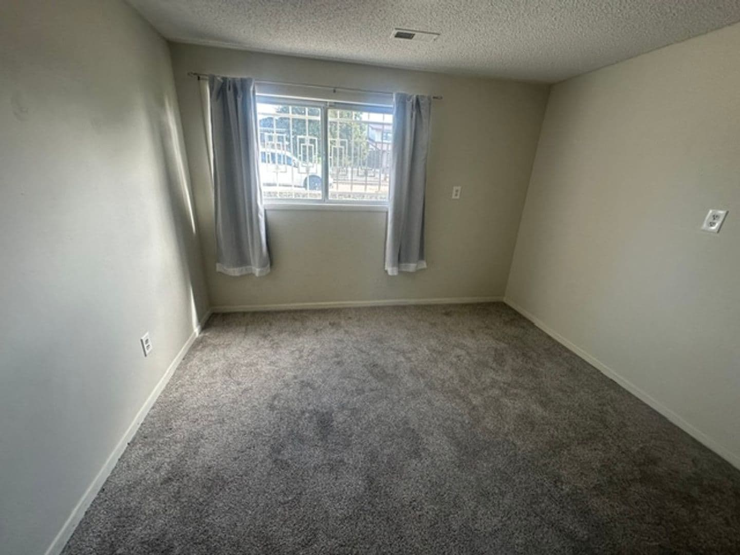 Fountain House: 7370 Sugarloaf Terrace