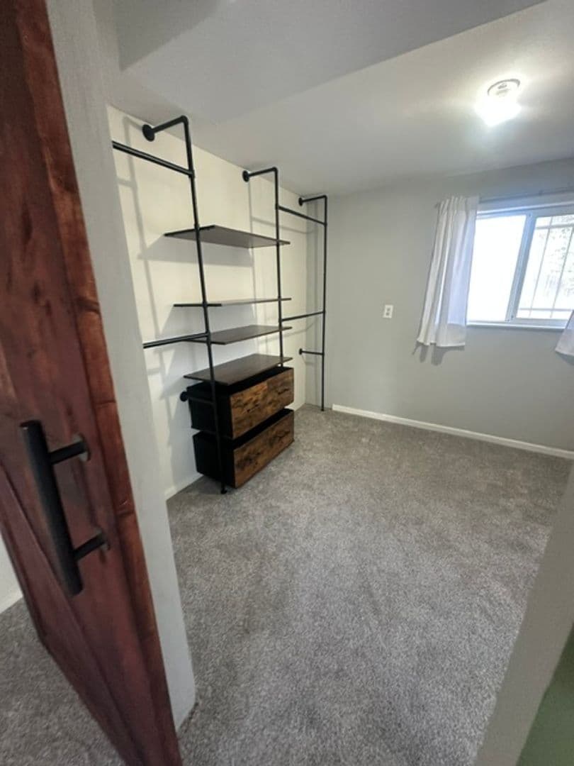 Fountain House: 7370 Sugarloaf Terrace