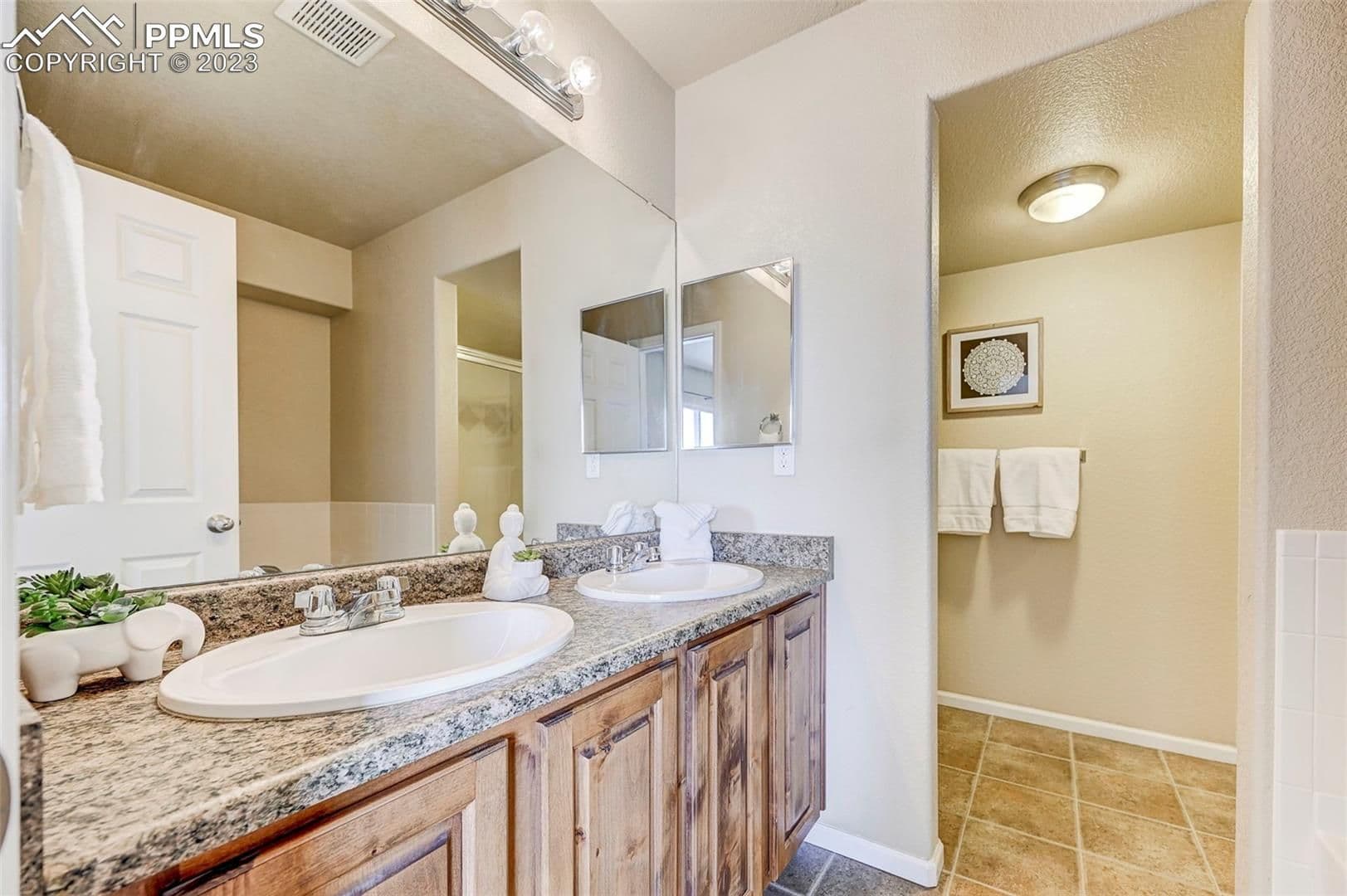 Fountain House: 7106 Josh Byers Way