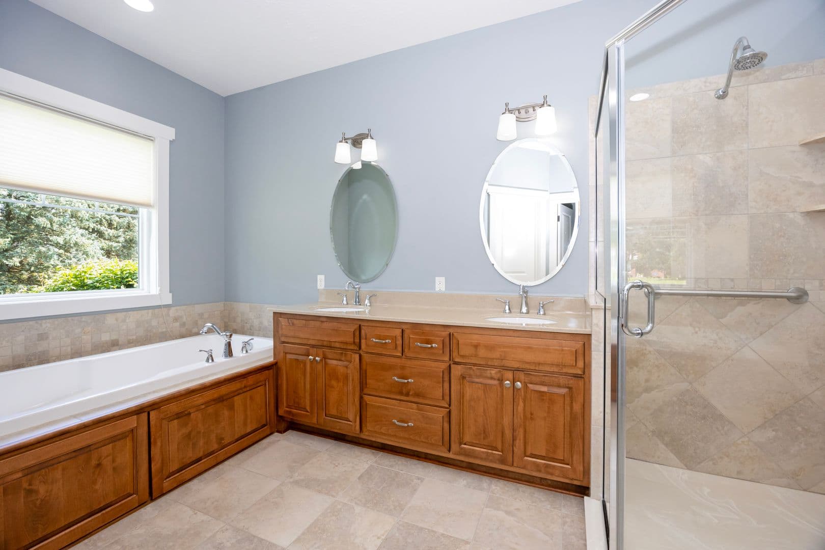 Wooster House: 2373 CANTERBURY LN WOOSTER