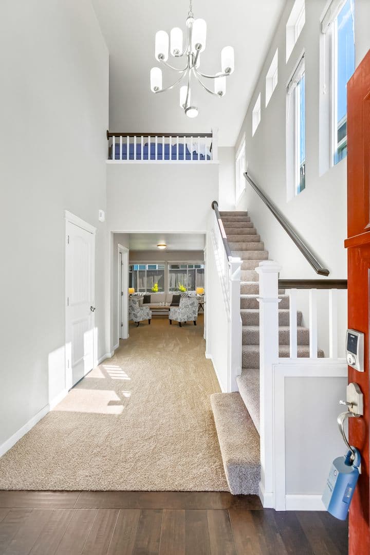 Bremerton House: 3824 Discovery Ave SW