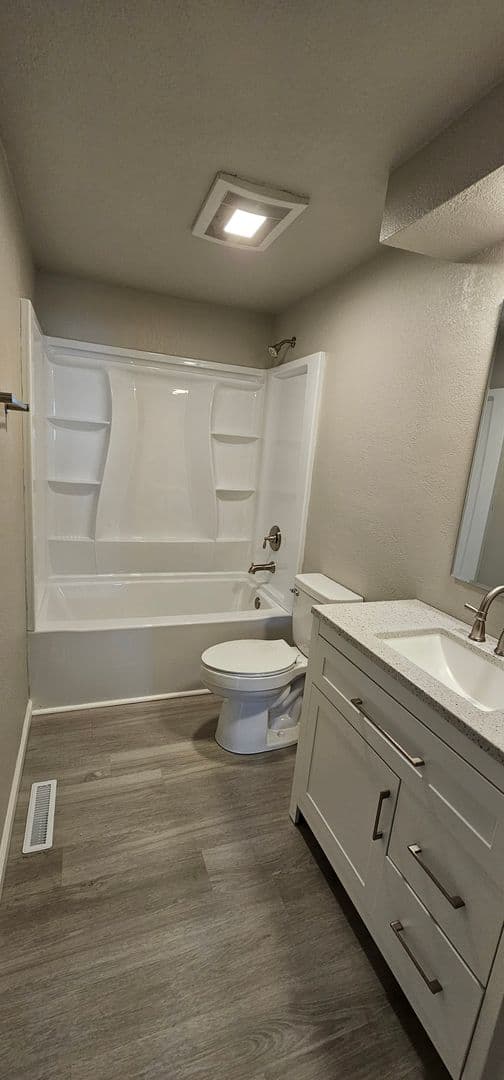 Port Orchard House: 2264 Jefferson Ave