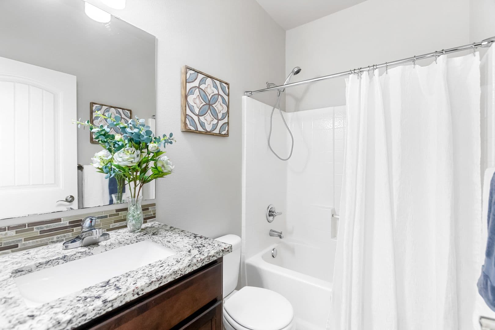 Bremerton House: 3824 Discovery Ave SW