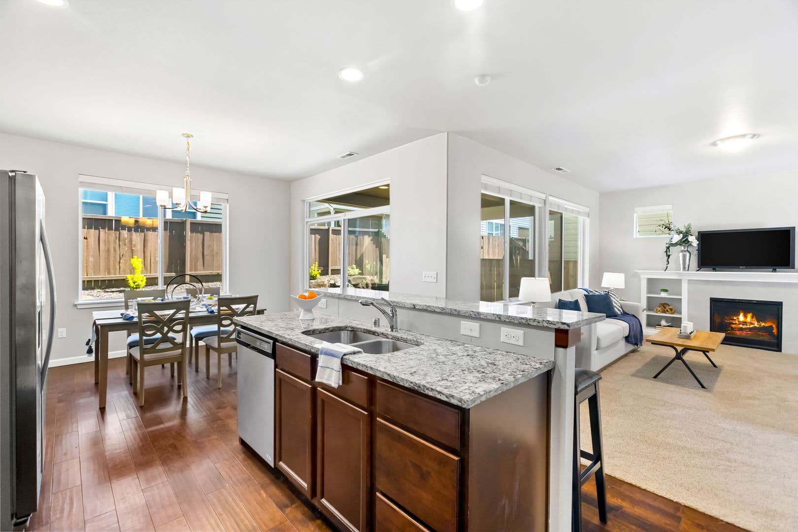 Bremerton House: 3824 Discovery Ave SW