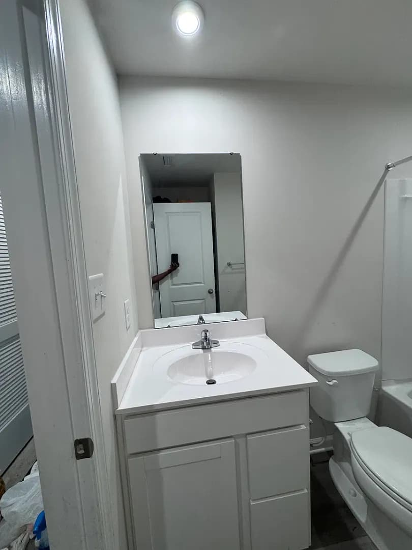 Beverly House: 39 F Parsons