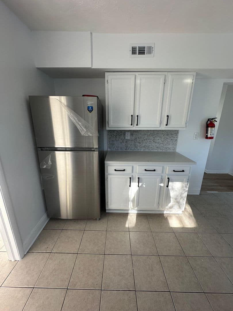 Willingboro House: 20 Peppermint Ln