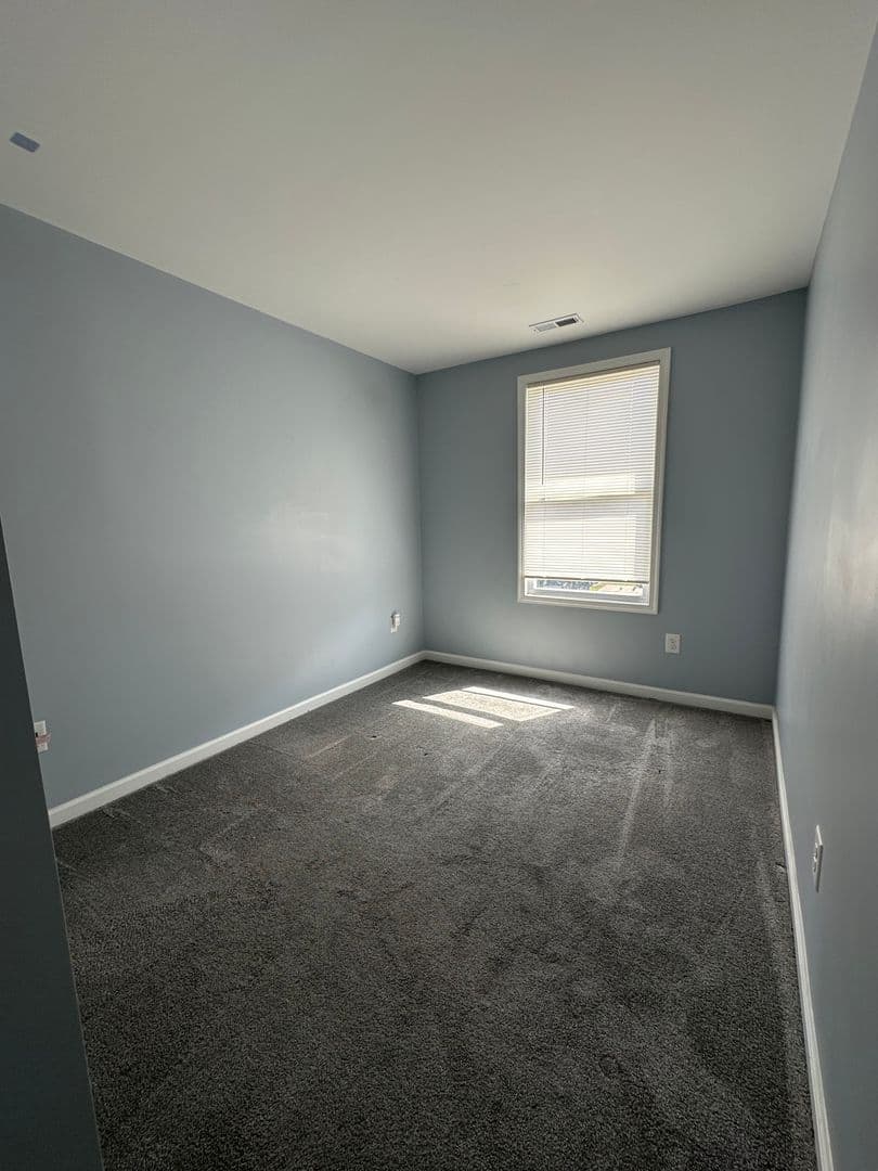 Sicklerville House: 18 Harrington Lane