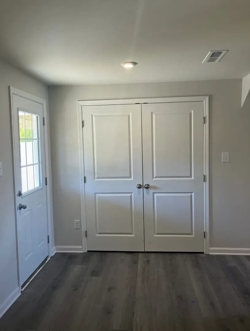 Beverly House: 39 F Parsons