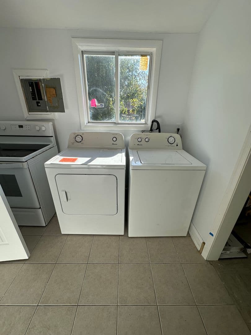 Willingboro House: 20 Peppermint Ln
