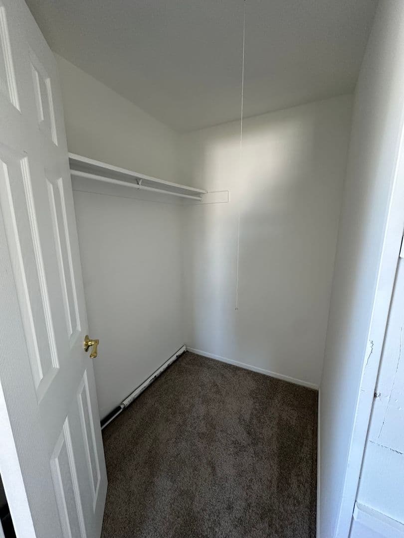 Willingboro House: 20 Peppermint Ln