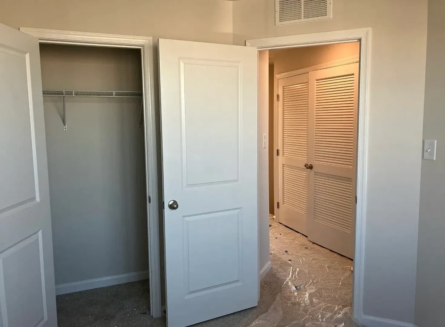 Beverly House: 39 F Parsons