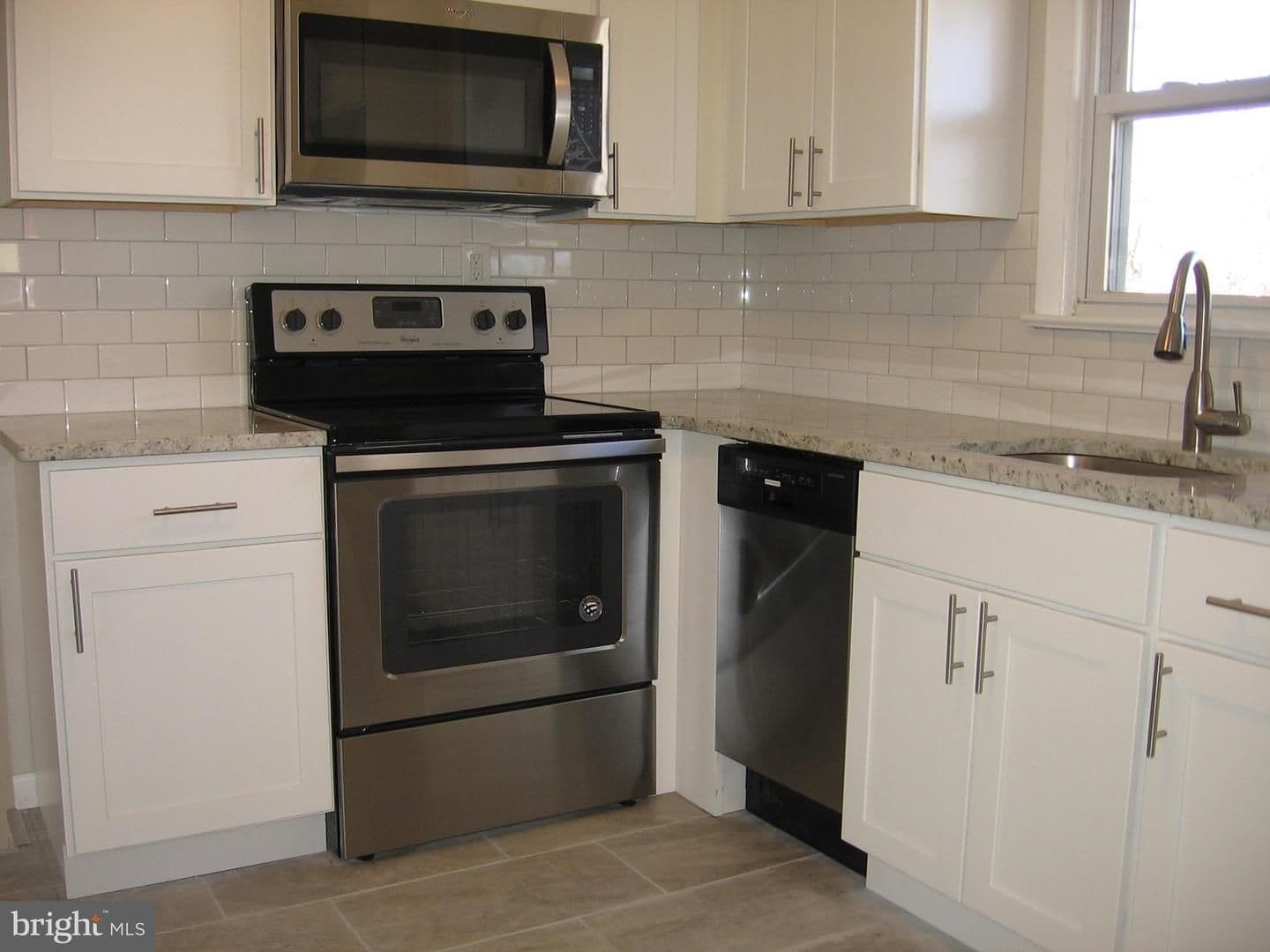 Burlington City House: 7 W 7th St