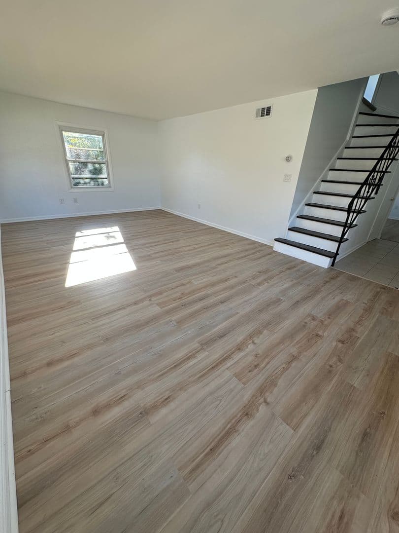 Willingboro House: 20 Peppermint Ln