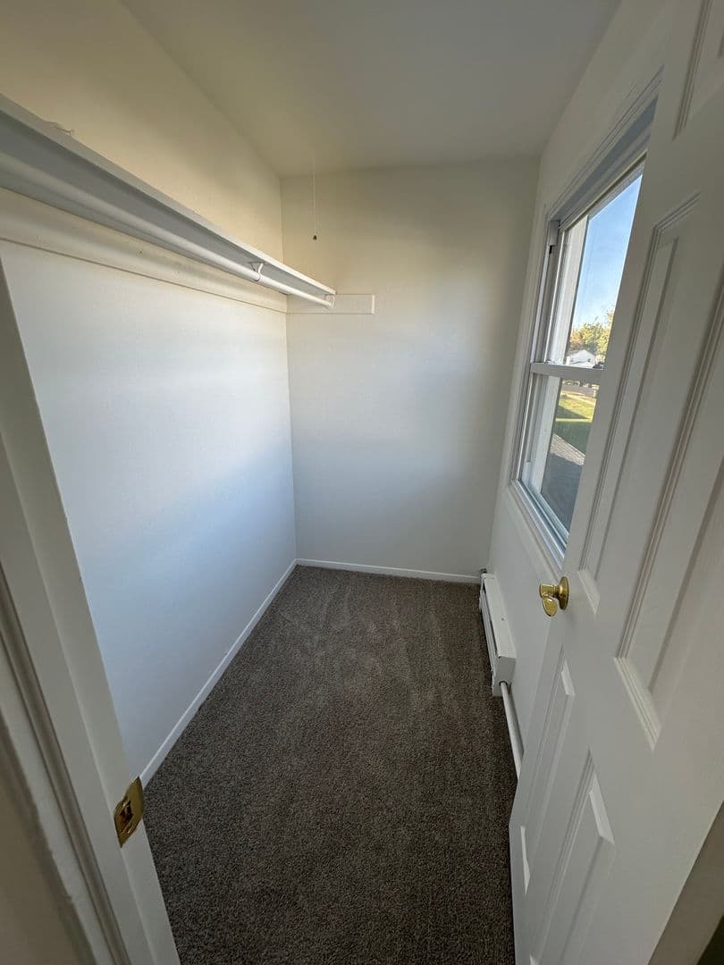 Willingboro House: 20 Peppermint Ln
