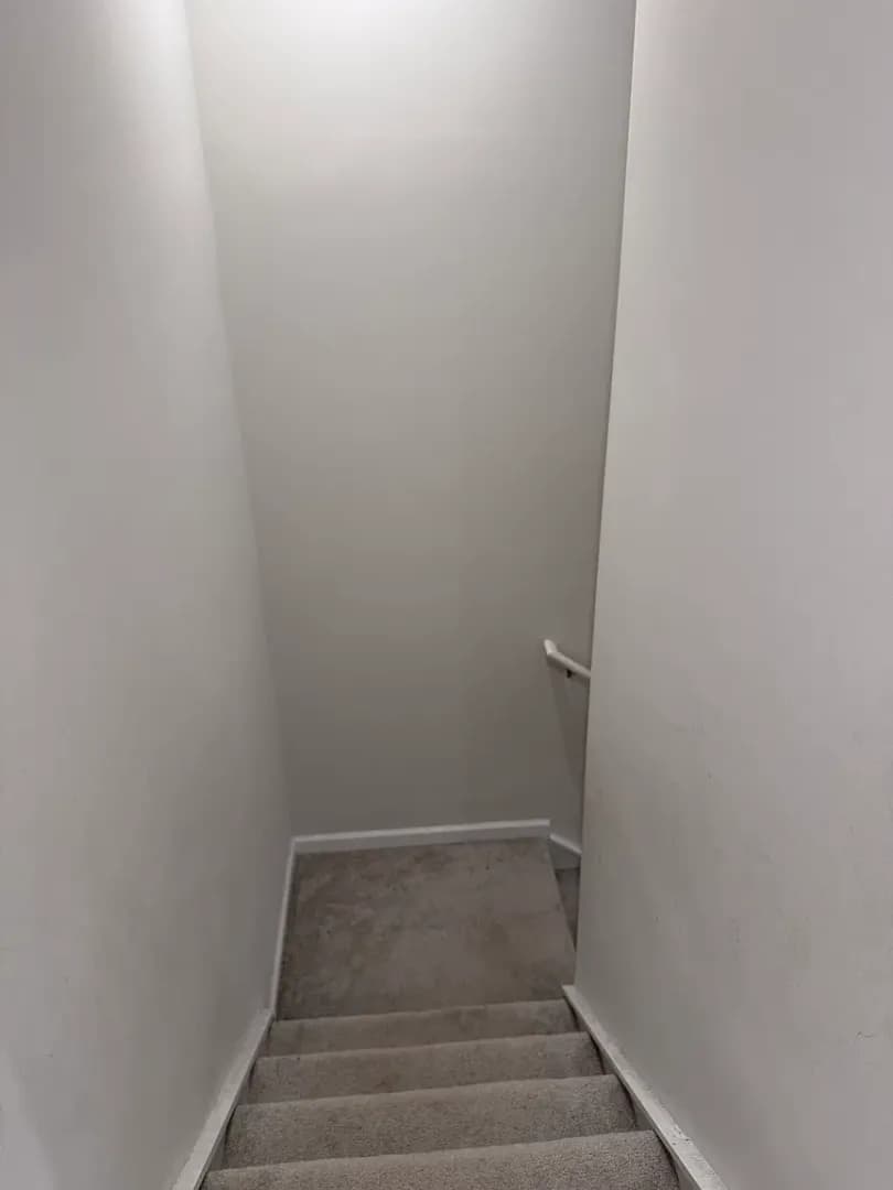 Beverly House: 39 F Parsons