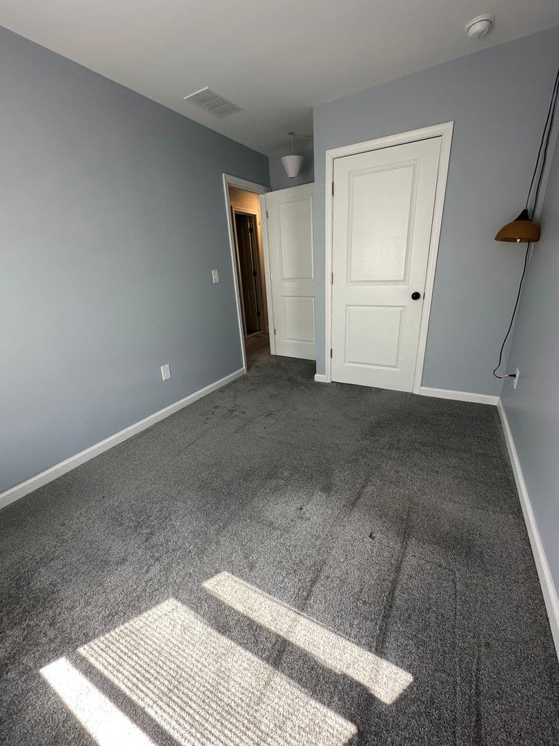 Sicklerville House: 18 Harrington Lane